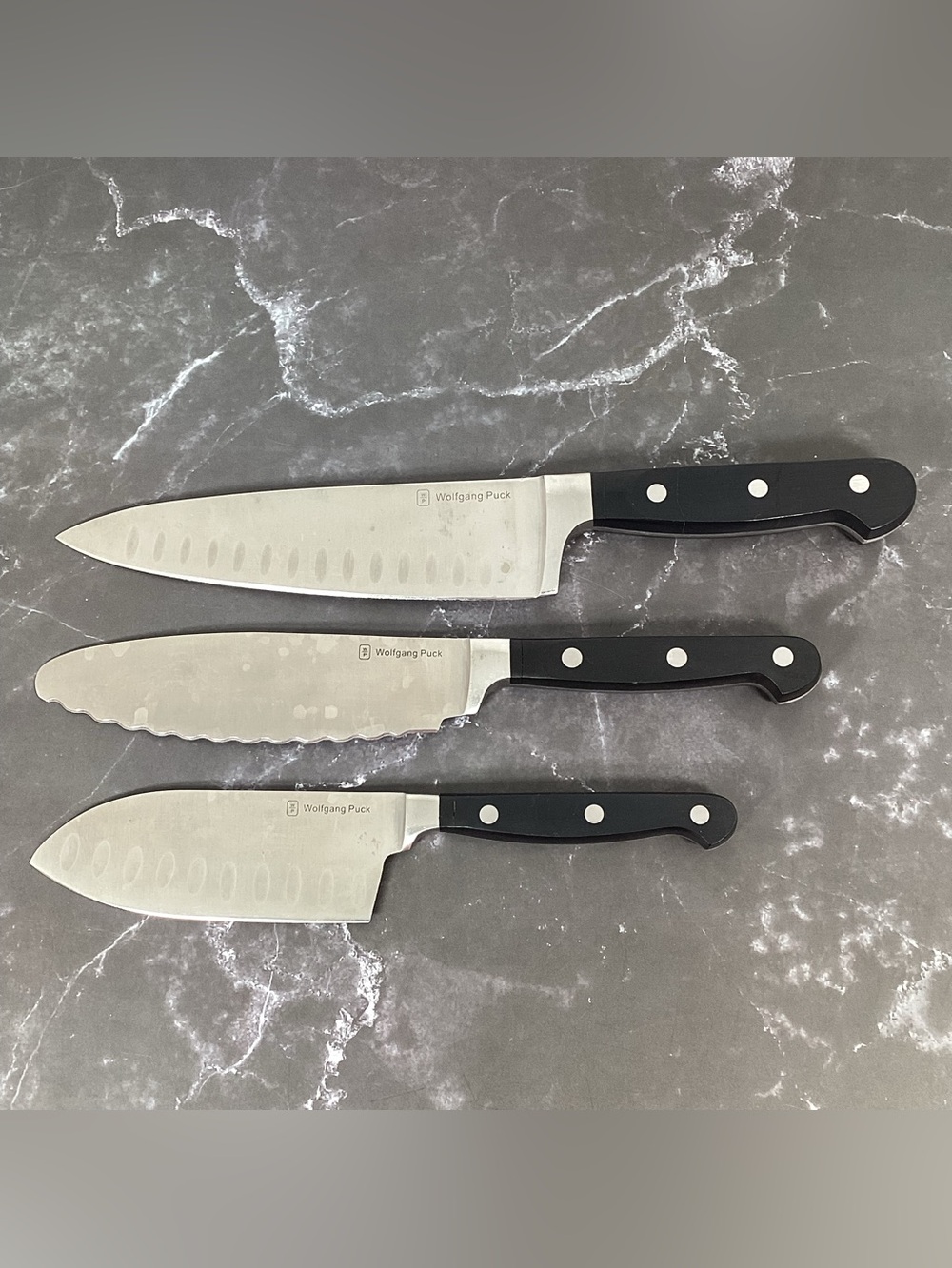 Wolfgang Puck WP Santoku Chefs Knife Set  7" & 5" Chef, 6" Scalloped-Set Of 3